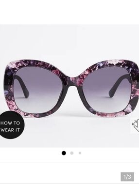 🆕️💜DARK PURPLE FLORAL OVERSIZED SUNGLASSES - SMOKED LENSE💜